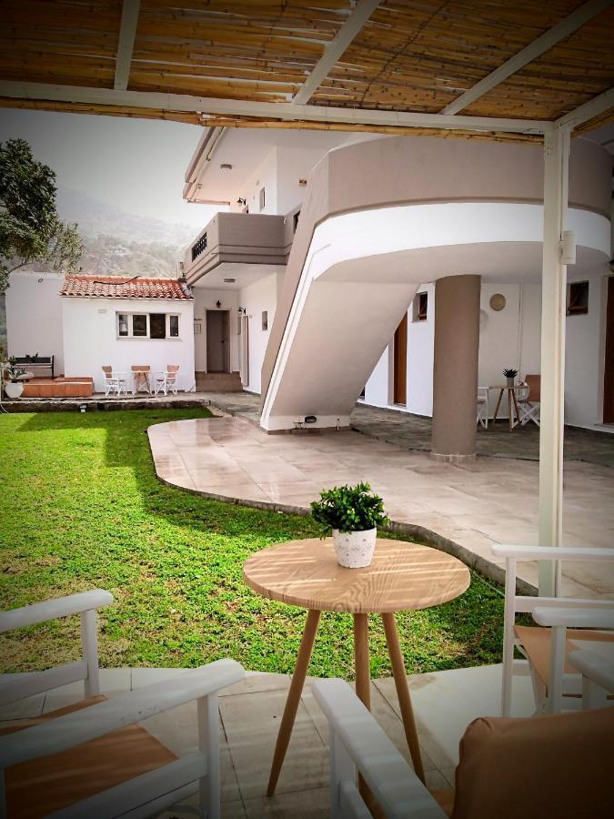 Idomeneas Apartments Sougia Dış mekan fotoğraf